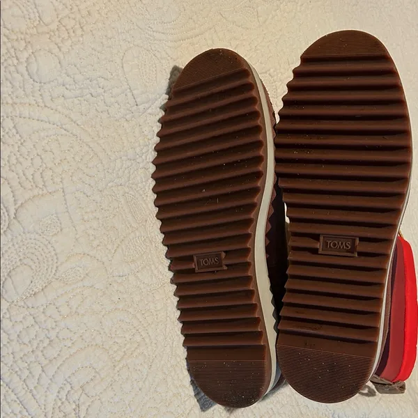 Toms Women's Suede and Quilted Colorblock Winter Boot - Tan & Red - Image 8