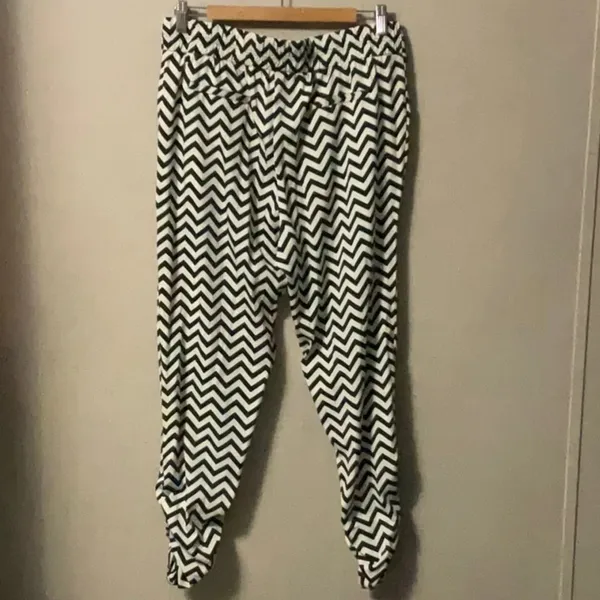 DIZZIRE Black Size L - Image 2