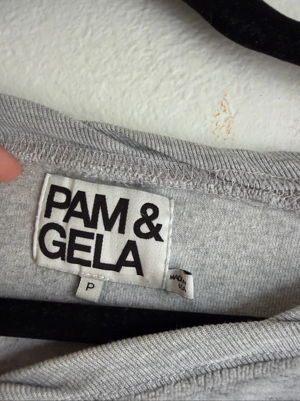 Pam & Gela long sleeve sweatshirt top with back zipper gray size small - Image 2