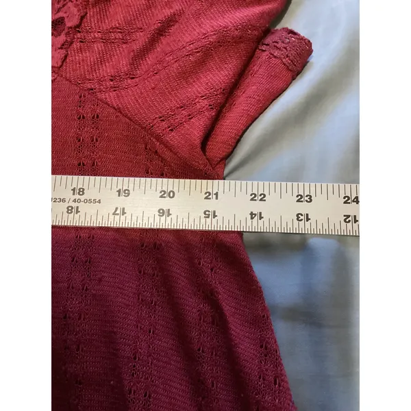 Free People Burgundy Red Lace Inset Open Knit Boho Blouse Top Womens Medium - Image 8