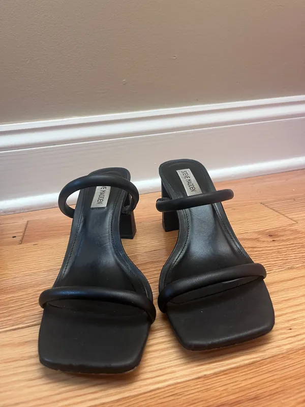 Steve Madden Heels Black Strappy 8 - Image 5