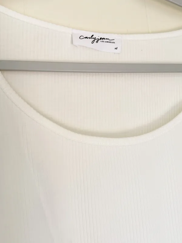 NEW CARLY JEAN LOS ANGELES CJLA Ribbed Long Sleeve Tee Ivory XL - Image 2