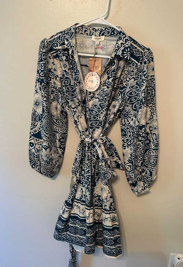 Shop The Mint Dress - Image 2