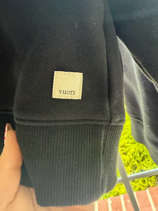 Vuori Black sweatshirt - Image 3
