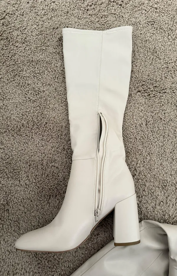 Boots - Image 7