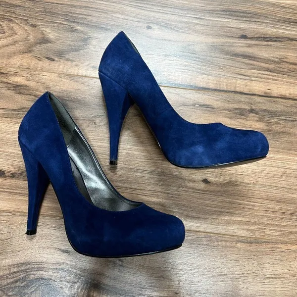 Steve Madden blue heels 7‎ - Image 2