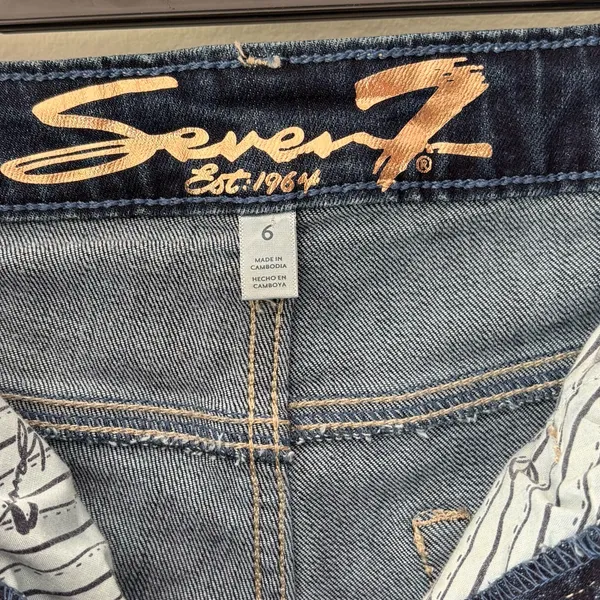 Seven7 High-Rise Raw Hem Cropped Fashion Jeans Dark Wash Denim Straight Leg - Image 8