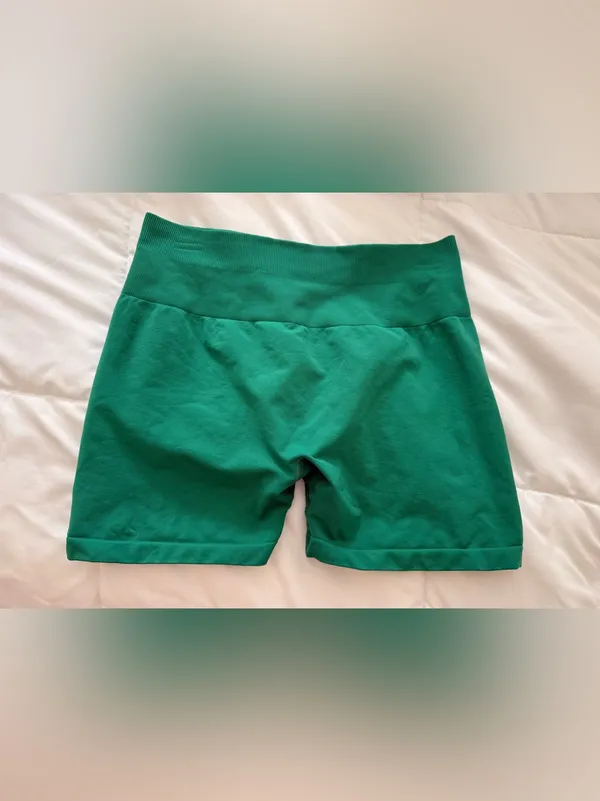 AUROLA Dream Workout Scrunch Shorts Size M Green Size M - Image 2