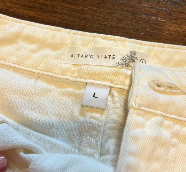 Alter state white Jean shorts - Image 2