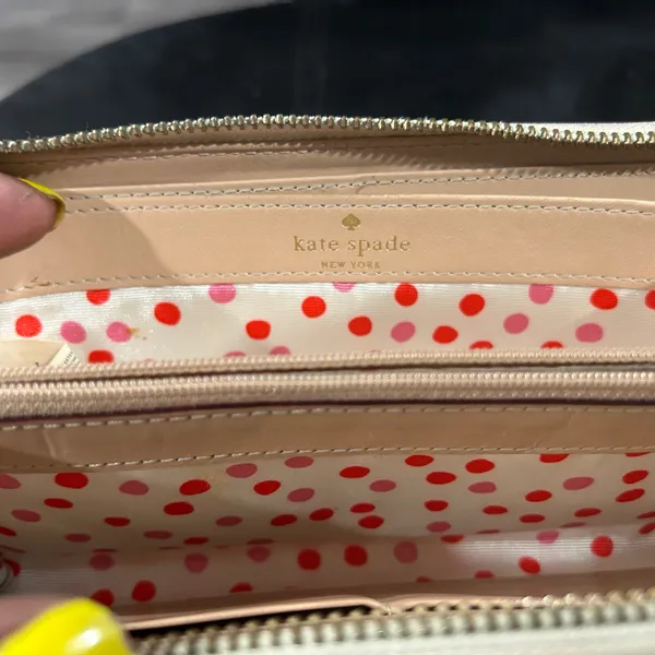 Kate Spade Light Cream Wallet - Image 5