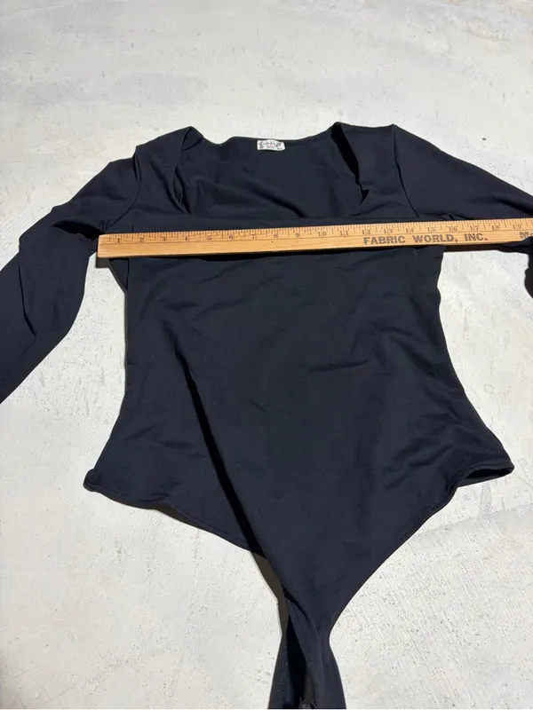 Free people intimately Black Long Sleeve Scoop Neck Bodysuit large - Image 3