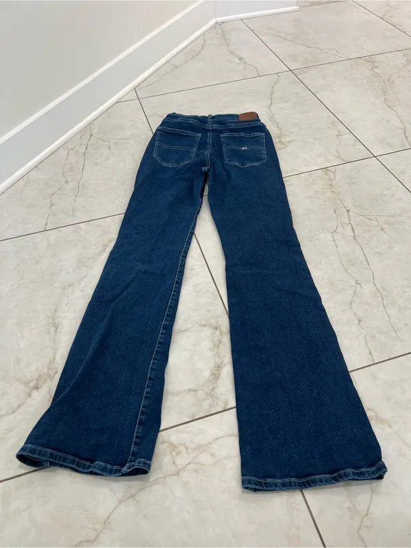 Tommy Hilfiger Blue Denim High Flare Y2K Jeans Size 28/32 - Image 6