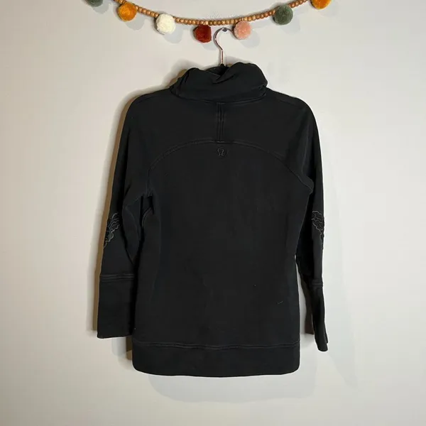 Lululemon Black Floral Embroidered To You Long Sweatshirt - Image 4