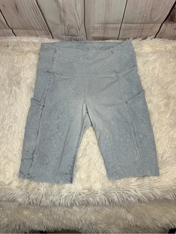 Lululemon Fast and Free HR Short 10" City Grit White Blue Fog - Image 2
