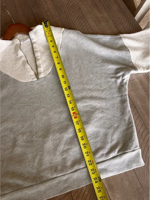 PerfectWhiteTee Tyra Fleece 1/4 Zip Pullover in Heather Grey Women’s Small - Image 11