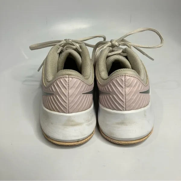 Nike sneakers white‎ pink size 6.5 - Image 6