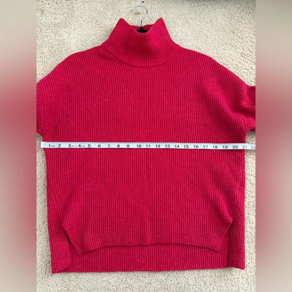 Abercrombie & Fitch women’s berry turtleneck knit sweater small funnel neck - Image 3