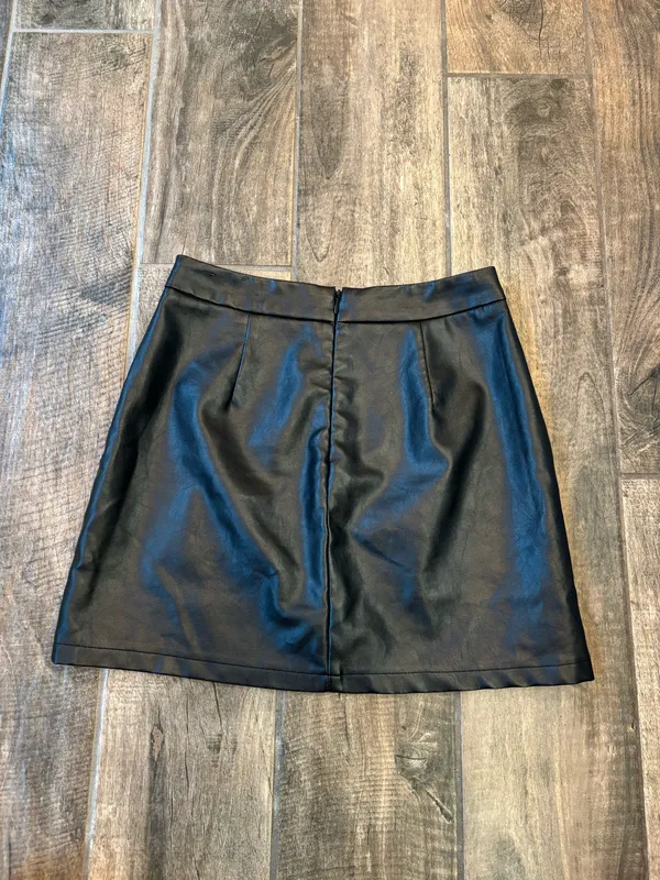 SHEIN Black Leather Mini Skirt - Image 5