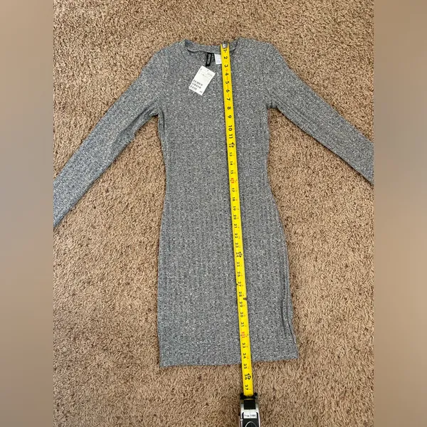 NWT H&M Divided Gray Womens Dress size 6 - Image 6