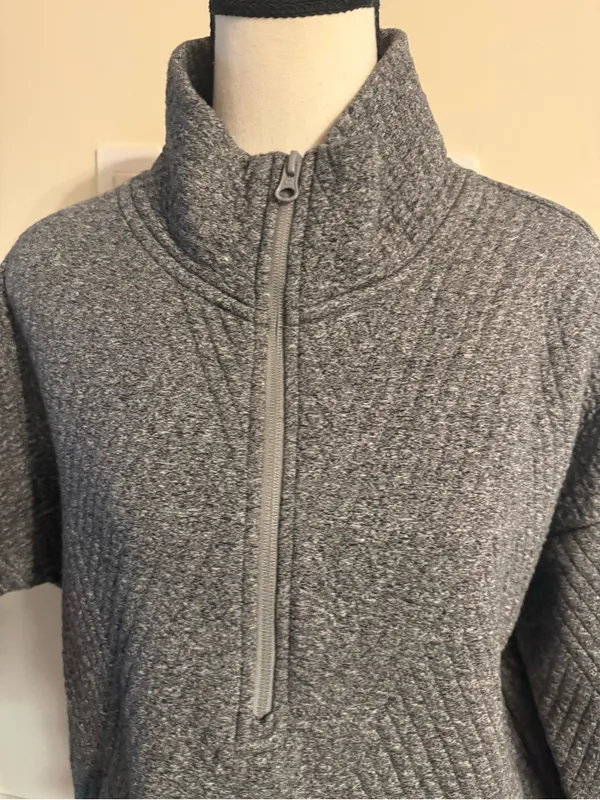 GAP fit | Gray Quilted Quarter-Zip Pullover in Heather Gray - Image 8
