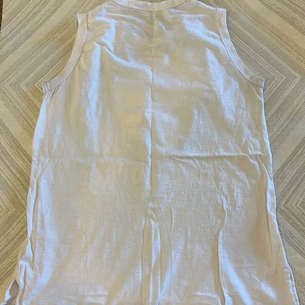 Unsweetened Women’s White with Black & Grey Skull New Yorker Tank Top - Size S - Image 7