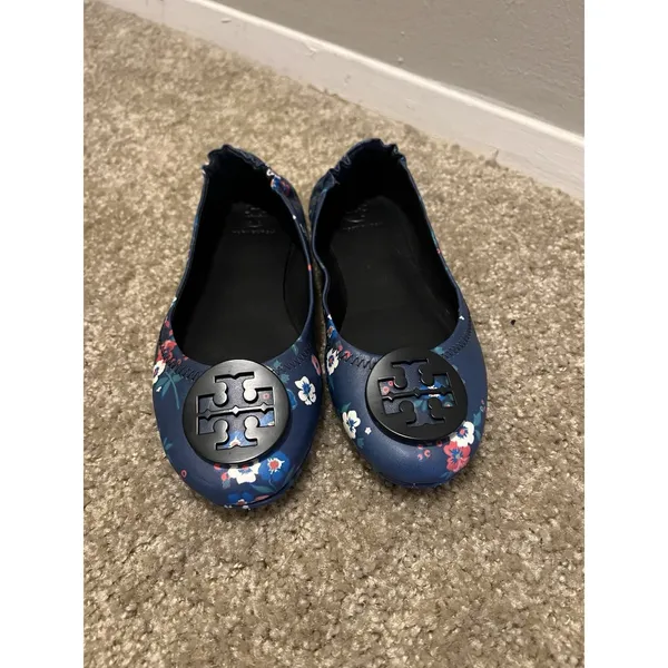 Tory Burch Minnie Travel Ballet Flats Navy Blue Floral Leather Logo Shoes 7 - Image 10