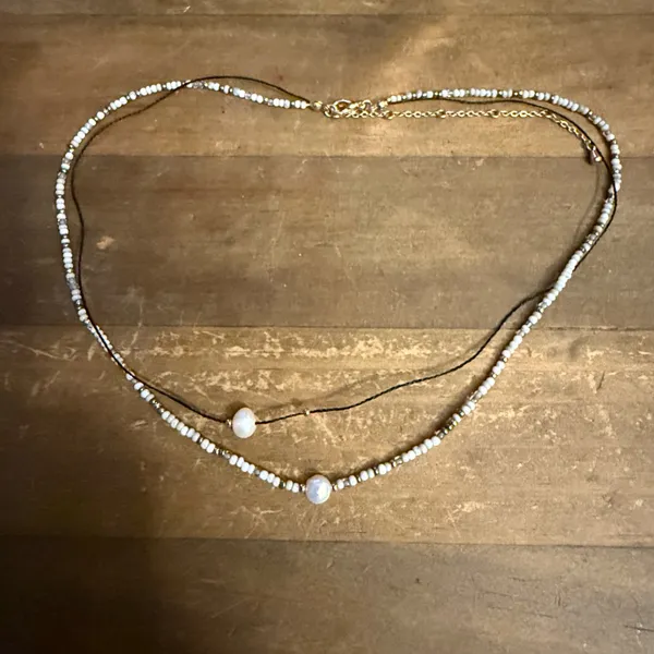 Frenzy layered freshwater pearl bead necklace - Image 3