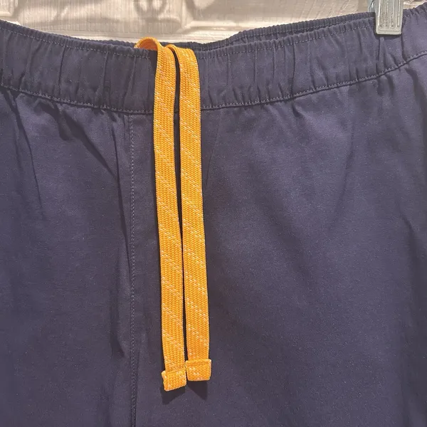 The North Face Class V 4" Pull-On Shorts‎ Women's Sz Large Navy Blue Pockets - Image 4