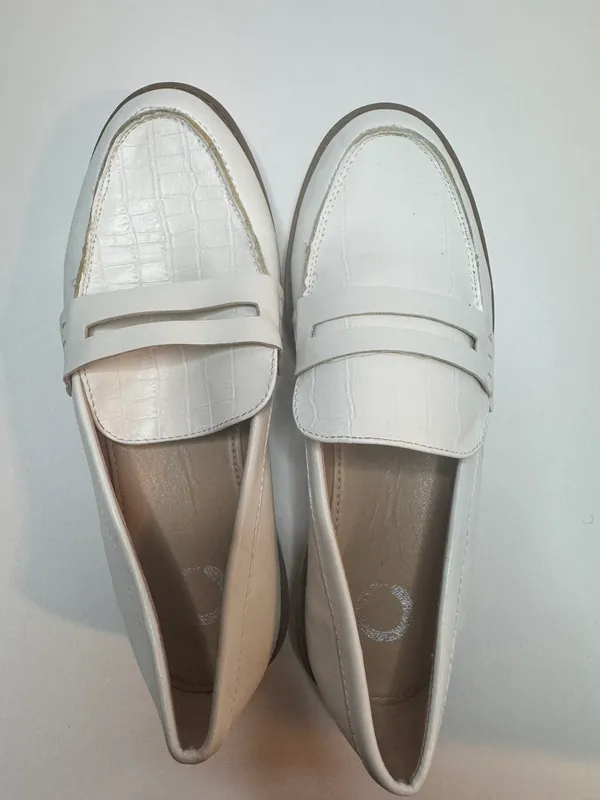 Journee Collection Kenly Penny Loafers Size 7.5 - Image 5