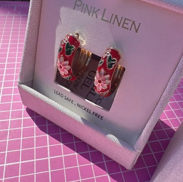 Pink linen round hoop clip earring gold tone red flower loop LEAD SAFE gift box🎁 - Image 3