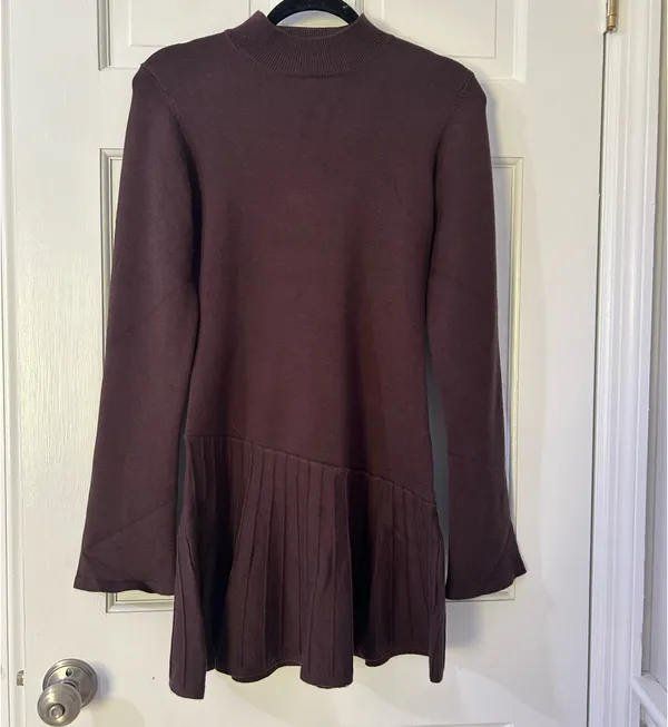 White Fox Boutique Sweater Dress - Image 3