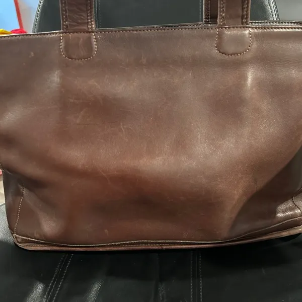 Coach Vintage Bleeker Brown Leather Tote Bag Zip closure - Image 5