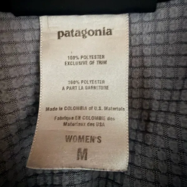 Patagonia Womens Jacket Medium Black Fleece Full Zip Regulator Polartec Sweater - Image 5