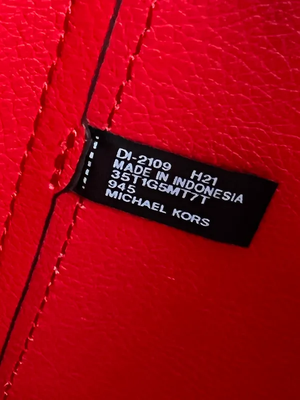 Michael Kors Maisie Large 3 in 1 Leather Tote Bag - Flame Red - Image 12