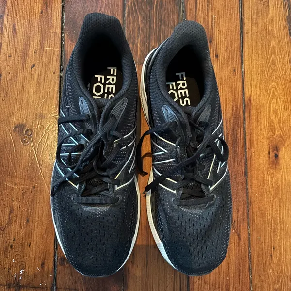 New Balance Shoes - Image 2