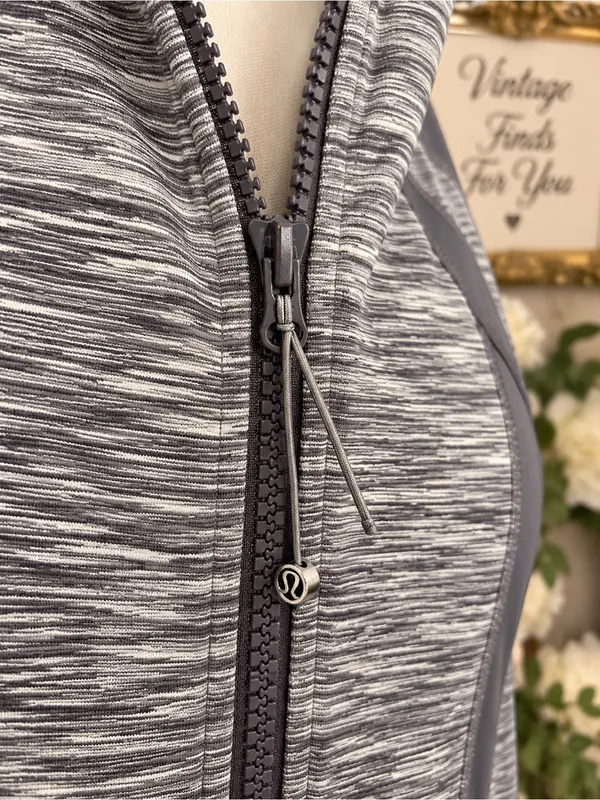 Lululemon Define Jacket Space Dye Gray White Full Zip Women’s Size 8 - Image 4