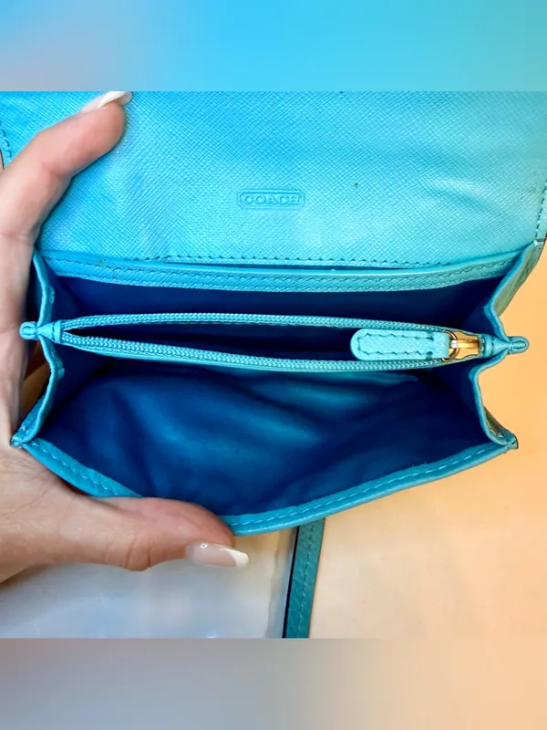 Coach Foldover Crossbody Wallet Bag Robin's Egg Blue Pebbled Leather - Image 6