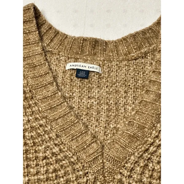 American Eagle chunky knit v-neck oversized sweater (L) neutral tan - Image 2