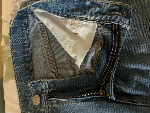 Old Navy Midi Denim Skirt medium wash size 2 - Image 4