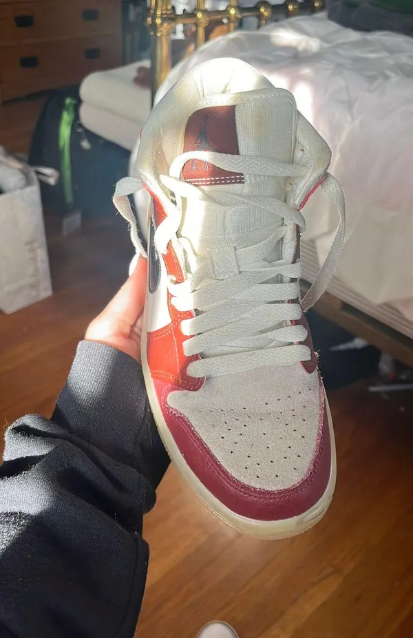 Nike Jordan 1 - Image 5