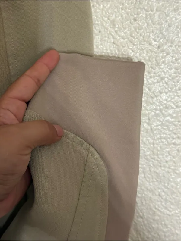 Dover Saddlery silicon knee patch horse riding breeches tan color size 26 - Image 8