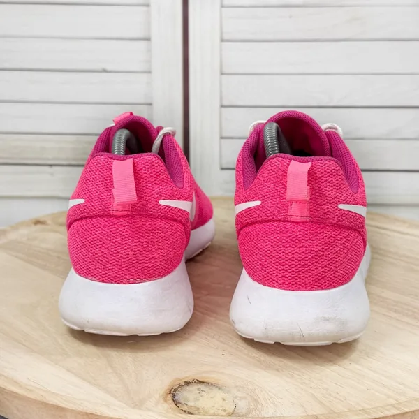 Nike Rosche One Athletic Running Shoes Sneakers Vibrant Pink White 11 844994-600 - Image 6