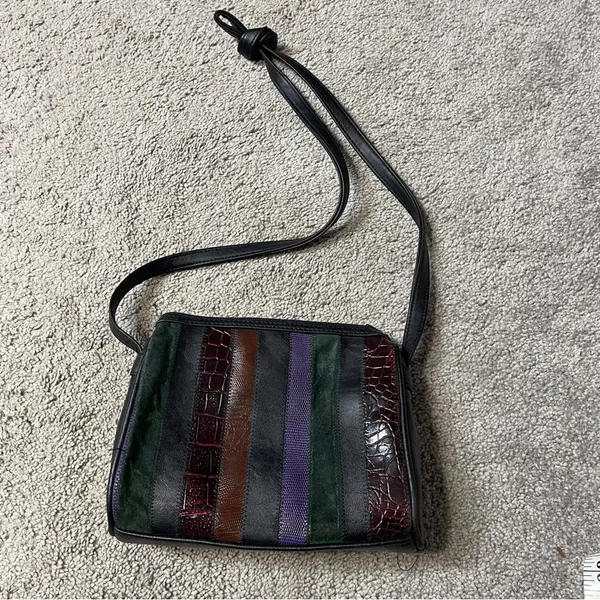 Accessory Works Vintage 80s/90s Patchworks Purse‎ - Image 2