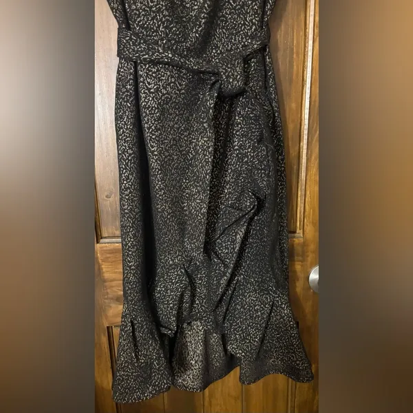 Calvin Klein Glittery Black Sleeveless Dress - Image 4