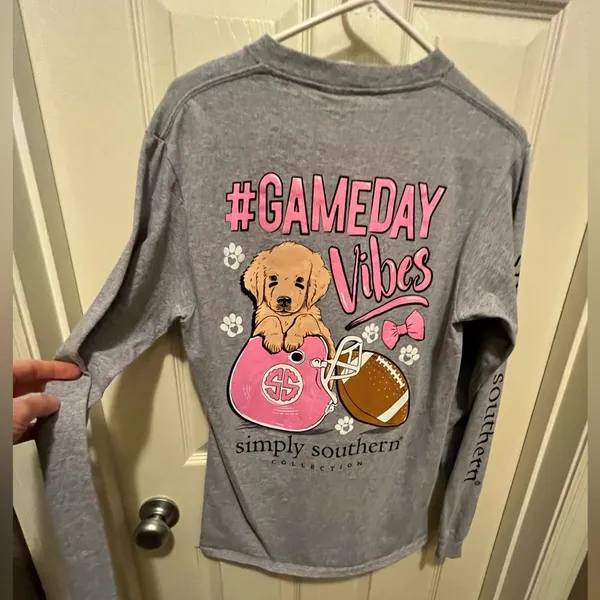 Simply Southern long sleeve tshirt. Size small. - Image 4