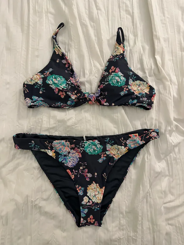 O'Neill Twist Bikini And Bottoms - Image 2