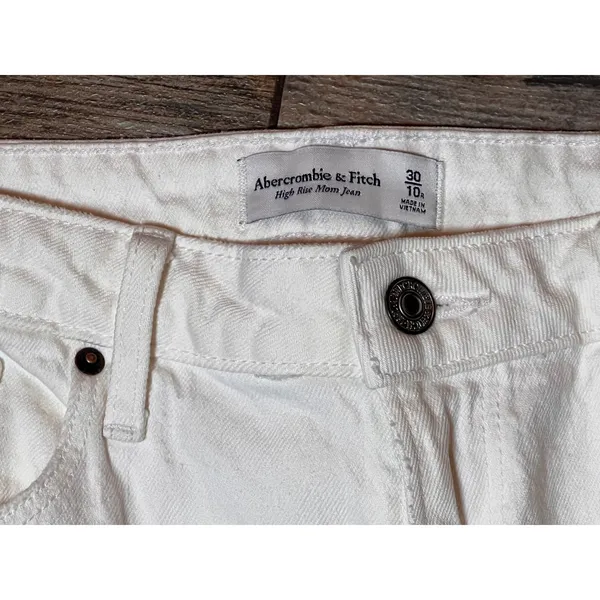 Abercrombie & Fitch High Rise Mom Jean Curve Love White Distressed Ripped 30/10R - Image 4