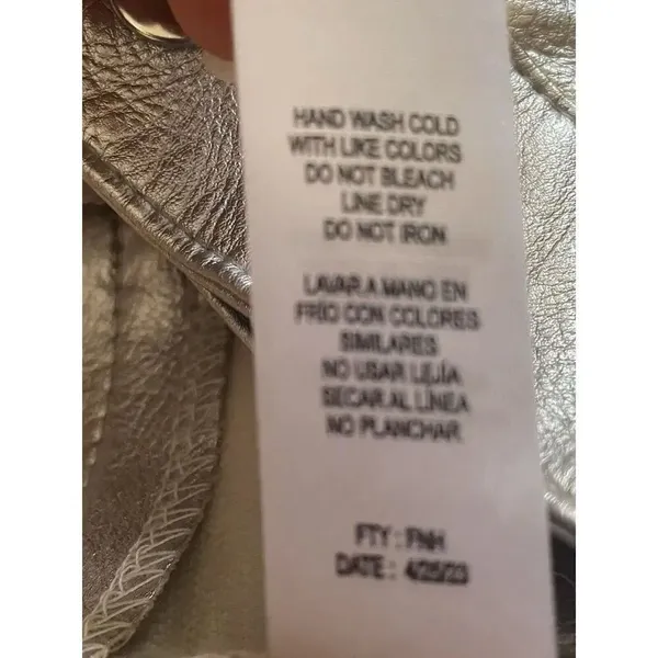 Jolie & Joy SILVER METALLIC FAUX LEATHER MINI SKIRT Size M - Image 8