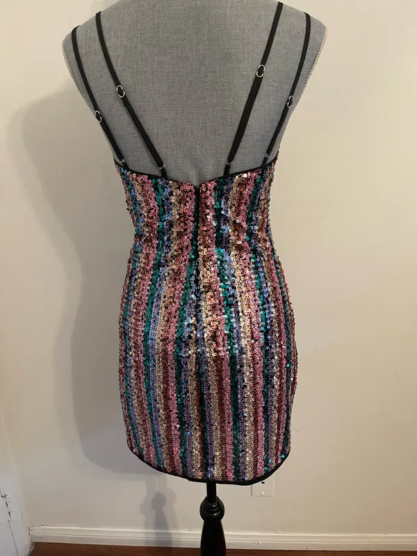 Lovers + Friends Mini Dress Sequin . Size XS - Image 4