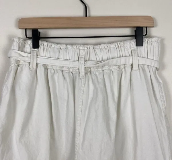 American Eagle High-Waisted Paperbag Wide Leg Pants White Women’s Size Large - Image 9